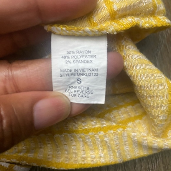 Notations Size S Yellow White Stripe Button Front Cap Sleeve Waist Tie Top - Picture 3 of 4